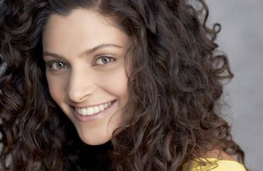 Saiyami Kher Drops The Teaser Of The Movie Unpaused