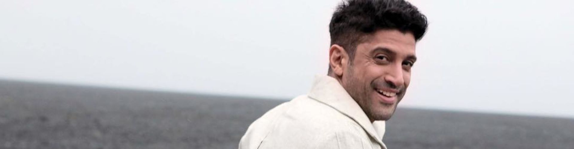 Farhan Akhtar Unveils his Latest Single, Jaane Ye Kyun Kiya
