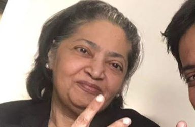 ​Ali Fazal Pens An Emotional Note For His Mother