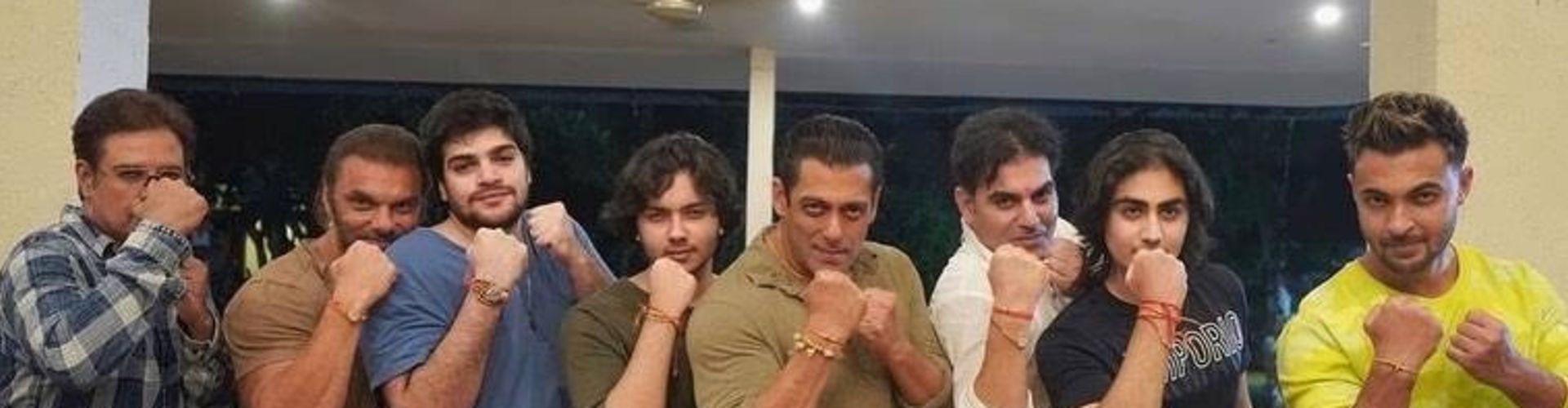 Salman Khan Celebrates Raksha Bandhan With His Brother And Relatives